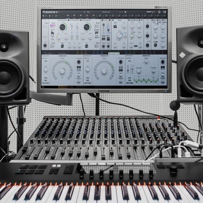 MASSIVE-synthesizer